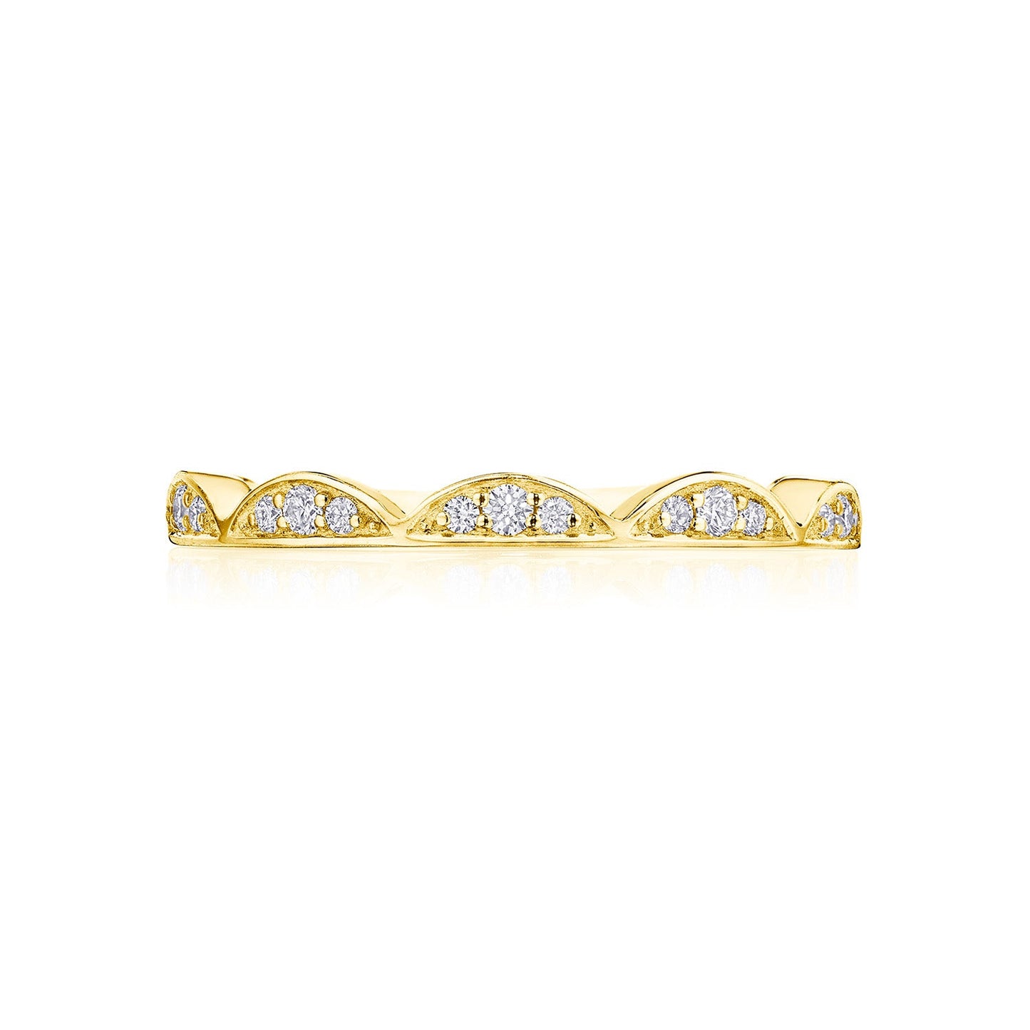 The Tacori Crescent Crown 18K Yellow Gold Round Brilliant Diamond Anniversary Ring features a scalloped design with signature TACORI crescents adorned with small diamonds embedded along the top half of the band, each set within a rounded arch. This engagement ring boasts a polished, reflective finish.