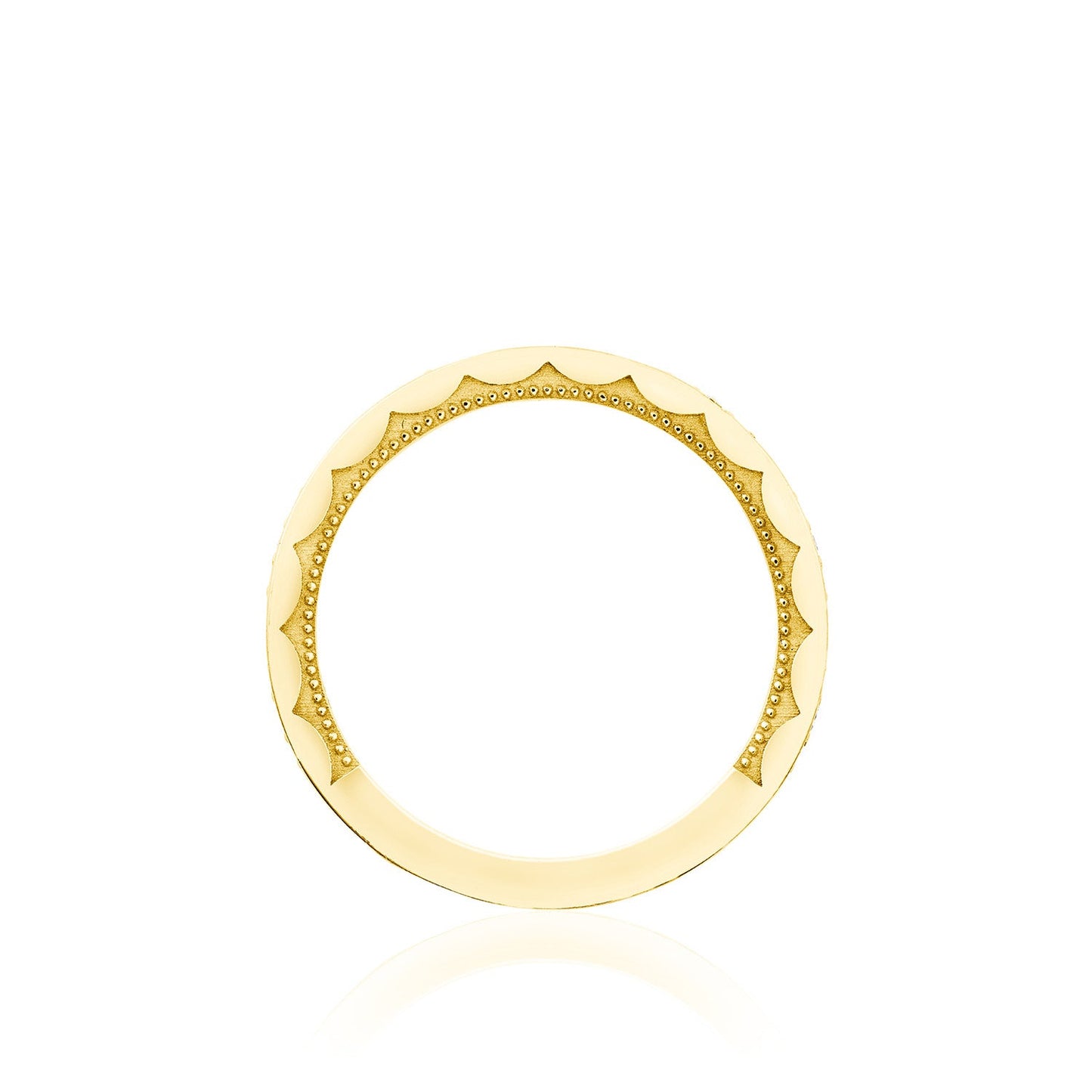 A Tacori Crescent Crown 18K Yellow Gold Round Brilliant Diamond Anniversary Ring features a smooth outer surface with a scalloped inner design adorned with small bead-like details, embodying the elegance of TACORI crescents. Its circular shape and reflective quality give it a shiny appearance.