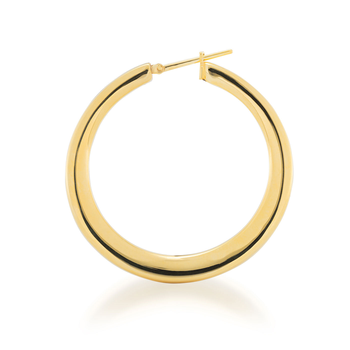 The Raffi&Co.® 18K Yellow Gold Hoop Earring, with its polished finish, exudes classic sophistication against a plain white background, offering timeless appeal.