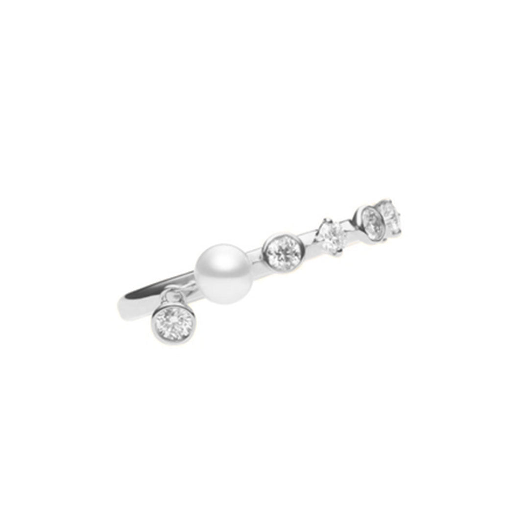 This Mikimoto 18K White Gold Diamond with Akoya Cultured Pearl Ring features a minimalist design with a small cultured pearl and four sparkling gemstones arranged in a line, emphasizing the contrast between the smooth pearl and the faceted gems.
