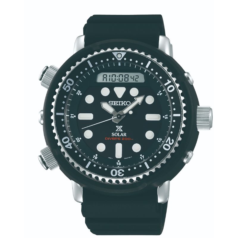 The Seiko Prospex Sea Solar 47.8mm watch is ideal for adventure enthusiasts, featuring a sleek black bezel and strap. It offers both a digital display and analog hands, complemented by round hour markers. With the "Diver's 200m" designation, it's expertly designed for underwater exploration.