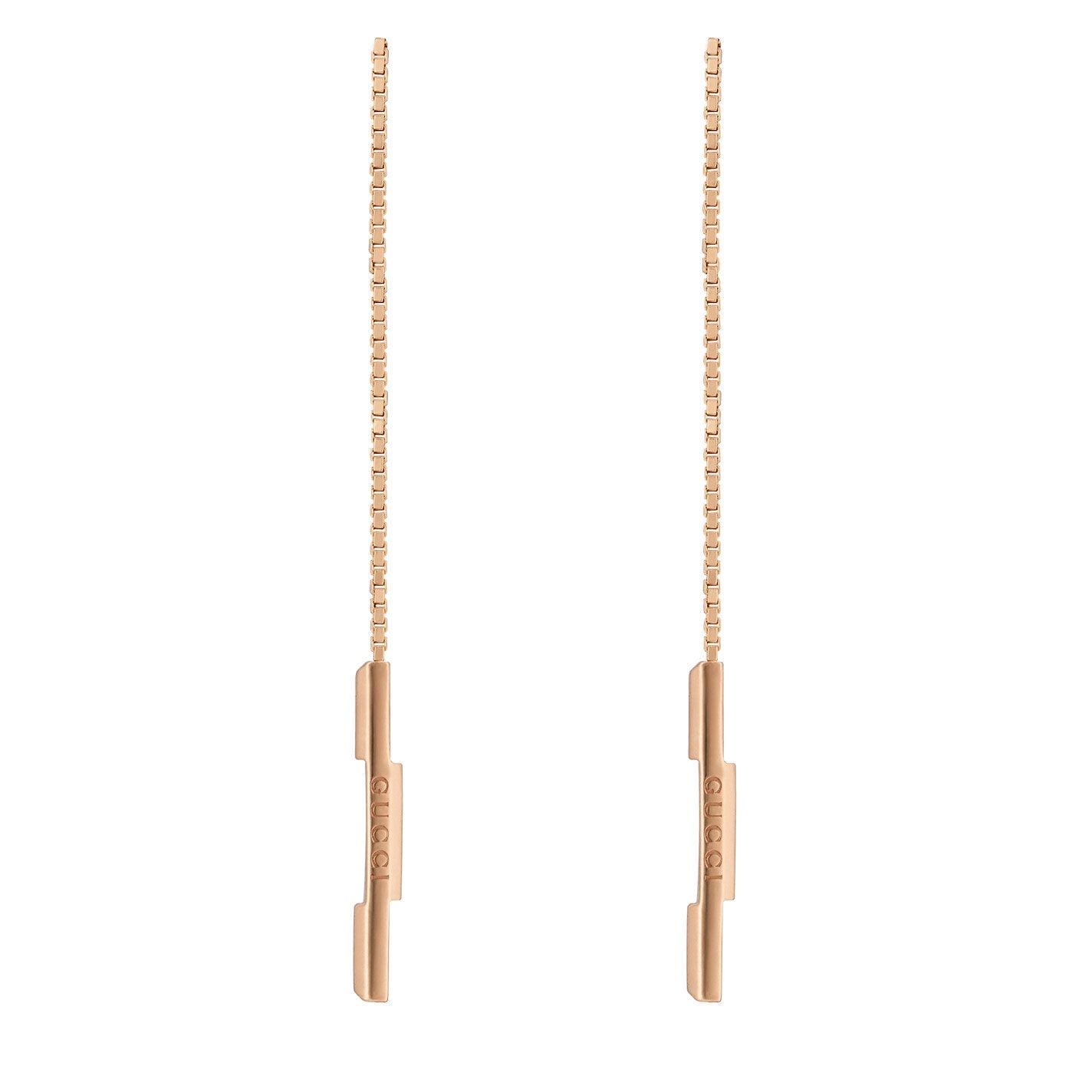 Featuring a minimalist design, the Gucci Link To Love 18K Rose Gold Chain Drop Earrings from GUCCI Fine Jewellery showcase sleek, straight lines and a polished finish. These elegant earrings highlight delicate box chains and bar detailing with the "Gucci" brand name, making them perfect for adding an elegant touch.