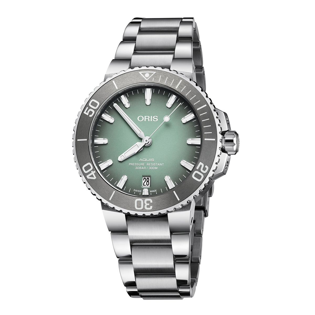 The Oris Aquis Date Automatic Winding 39.5mm Watch by ORIS is crafted in stainless steel and showcases a captivating light green dial with silver hour markers. It features a date window at the 6 o'clock position and a unidirectional rotating bezel with white numerals, all beautifully paired with its polished metal bracelet.