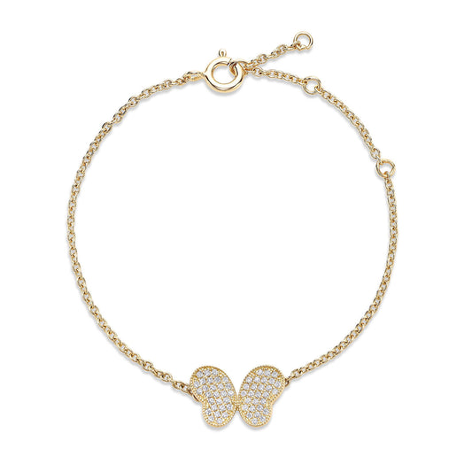 The Miss Mimi by Yael 18K Yellow Gold Vermeil Butterfly Bracelet features a charming butterfly adorned with sparkling stones, making it an ideal choice for adding a touch of elegance. Its design includes an adjustable chain with a secure clasp to ensure the perfect fit.