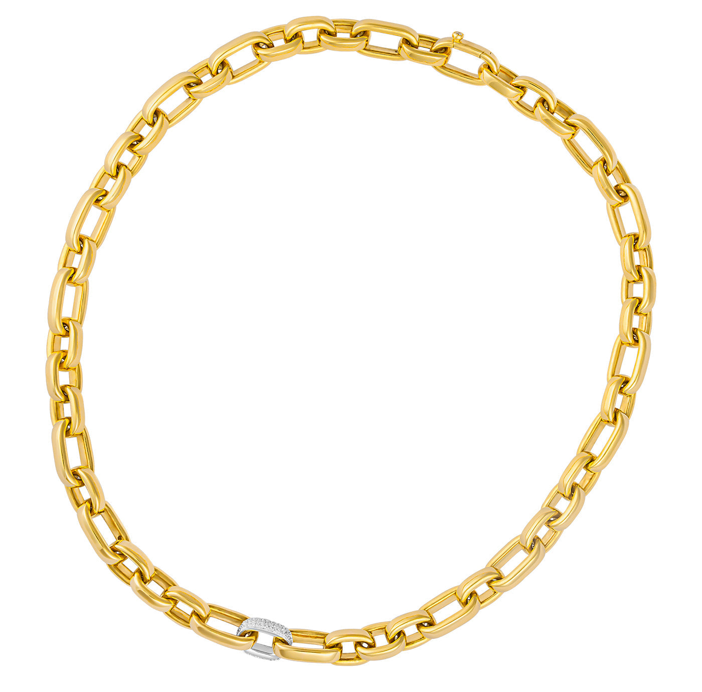 The Raffi&Co.® 18K Yellow Gold Diamond Chain Necklace is an exquisite piece featuring rectangular links and a clasp adorned with small diamonds. This stunning accessory effortlessly captures elegance and sophistication as it forms a perfect circle against a white background.