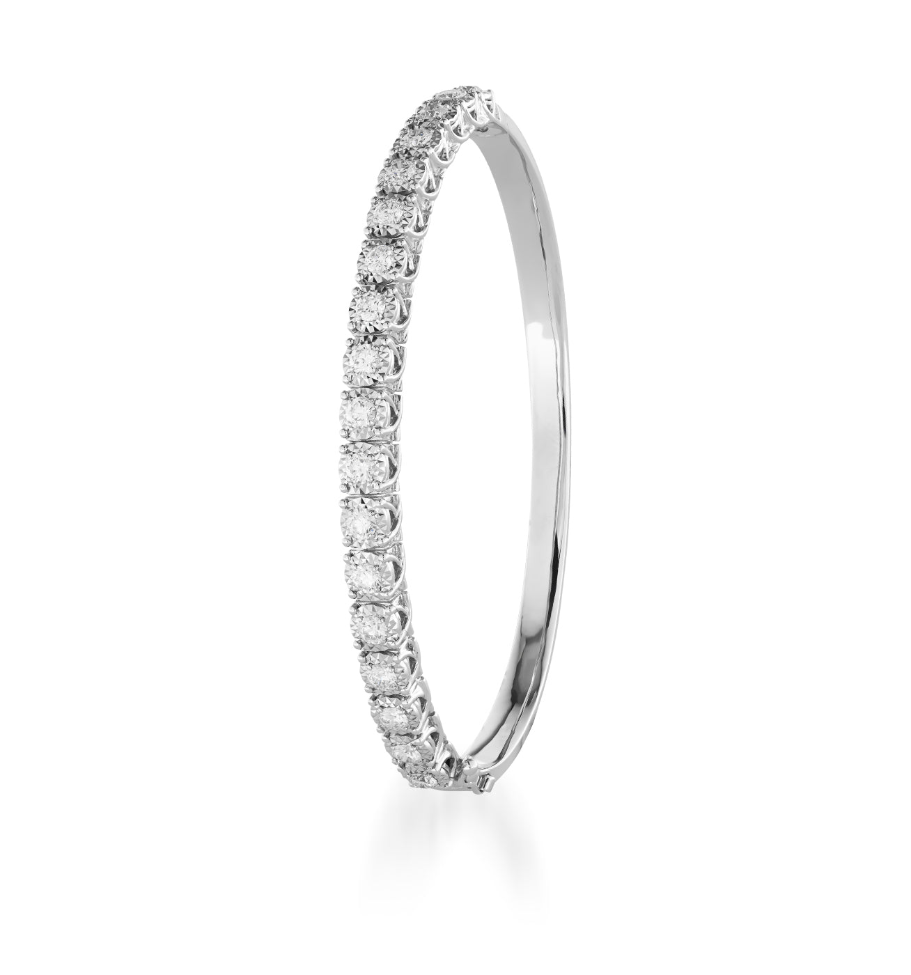 The Raffi&Co.® 18K White Gold Diamond Bangle presents a continuous row of round, sparkling diamonds, exemplifying exceptional craftsmanship. This bangle features a polished finish and is elegantly presented against a plain white background.