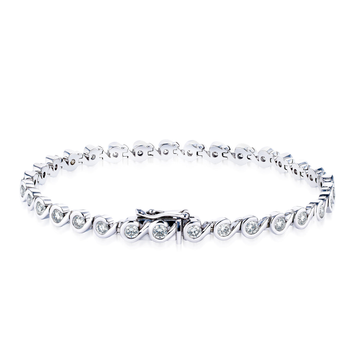 The Raffi&Co.® 14K White Gold Round Brilliant Diamond Tennis Bracelet features evenly spaced round diamonds in circular mounts, forming a seamless loop. Its sleekly integrated clasp enhances the bracelet’s polished look.