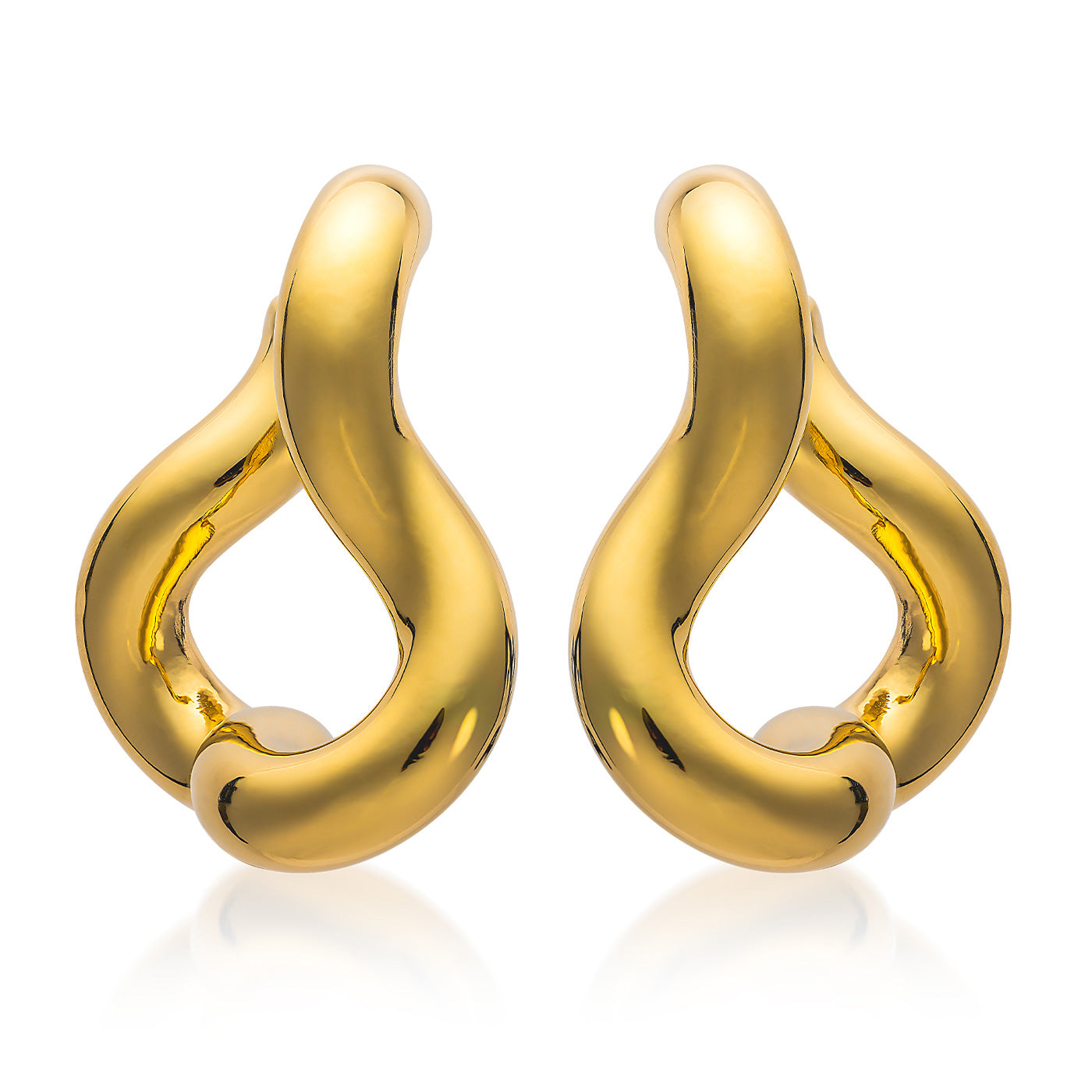 These Raffi&Co® hoop earrings, made from 18K yellow gold, feature a sleek, polished finish with a smooth and flowing design. They beautifully reflect light and embody a modern, elegant style.