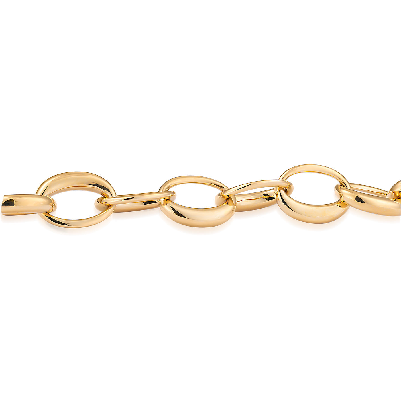 A close-up of the Raffi&Co.® 18K Yellow Gold Chain Bracelet, a luxury piece crafted by Raffi&Co, features large interlocking round links. This timeless jewelry item shines brilliantly against a plain white background.