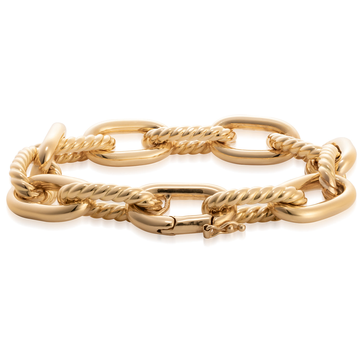 Discover the sophistication of the Raffi&Co.® 18K Yellow Gold Bracelet featuring a blend of polished and twisted chain links. This exquisite piece by Raffi&Co elegantly combines smooth, oval links with textured, rope-like elements for a stylish and luxurious appearance.