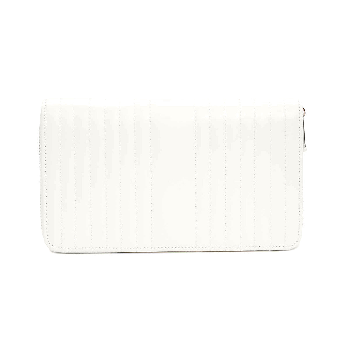 Introducing the WOLF 1834 Maria Jewellery Portfolio, a part of our travel collection. This rectangular white accessory showcases a quilted pattern on the front, enhanced by sleek surfaces and subtle stitching details. Its minimalist design exudes both versatility and elegance, making it ideal for adding style and sophistication to any outfit.