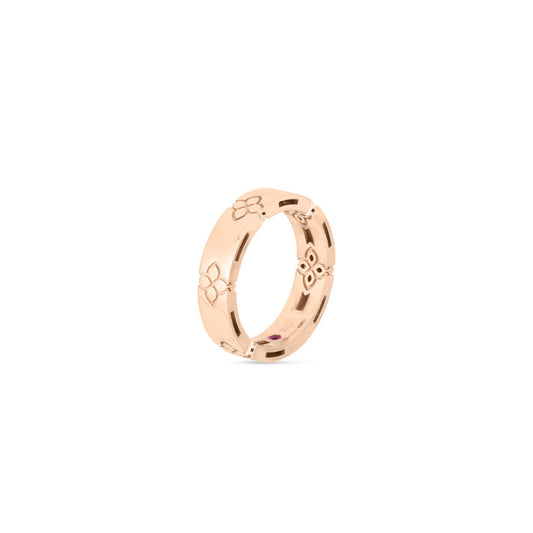 The Roberto Coin Love in Verona 18K Rosé Gold Fashion Ring showcases a floral pattern with a polished finish and a simple, yet elegant design. Captured against a plain white backdrop, it reflects the refined style of Verona, embodying the luxury synonymous with Roberto Coin jewelry.