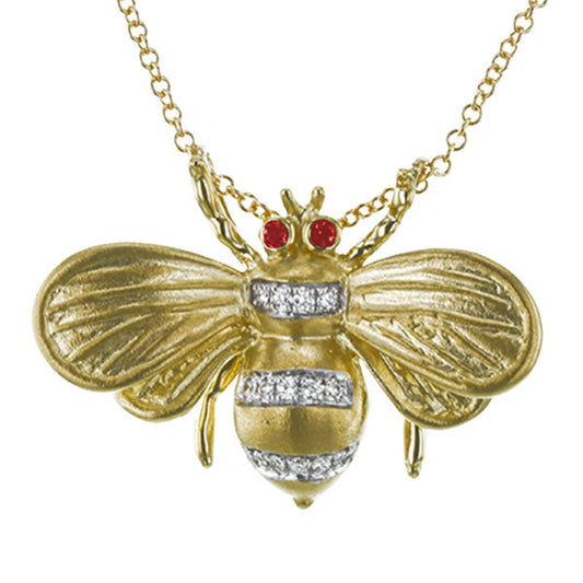 Introducing the elegant Simon G. 18K Yellow Gold Diamond Bee Necklace Pendant. This exquisite piece from Simon G features a beautiful bee-shaped pendant with intricate wing details, striking red gemstone eyes, and refined silver accents, all gracefully hanging from a delicate gold chain.
