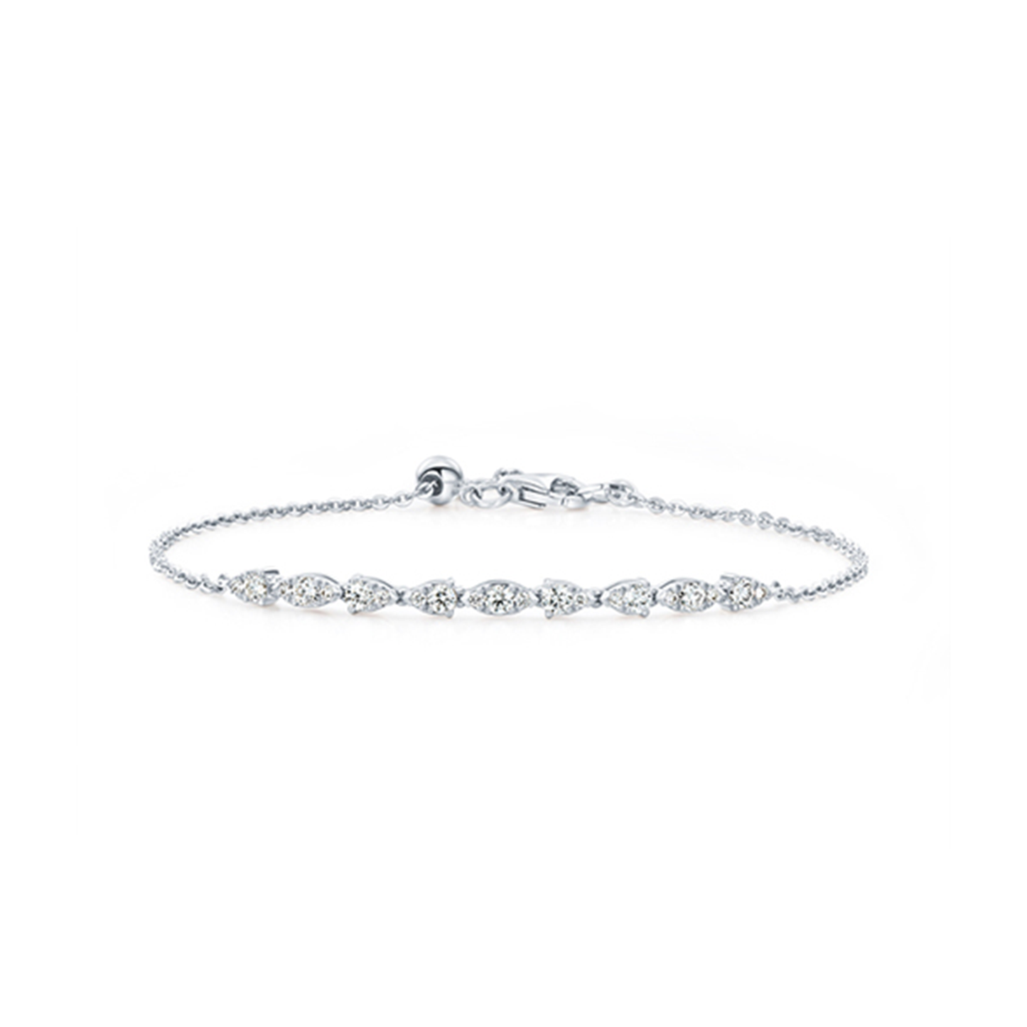 The Hearts On Fire Aerial 18K White Gold Dewdrop Bracelet from Hearts on Fire is an elegant and minimalistic piece adorned with oval-shaped gemstones in a linear pattern that creates a seamless diamond appearance. Its delicate design is enhanced by the thin Aerial Dewdrop Chain, and it is secured with a small clasp for fastening.