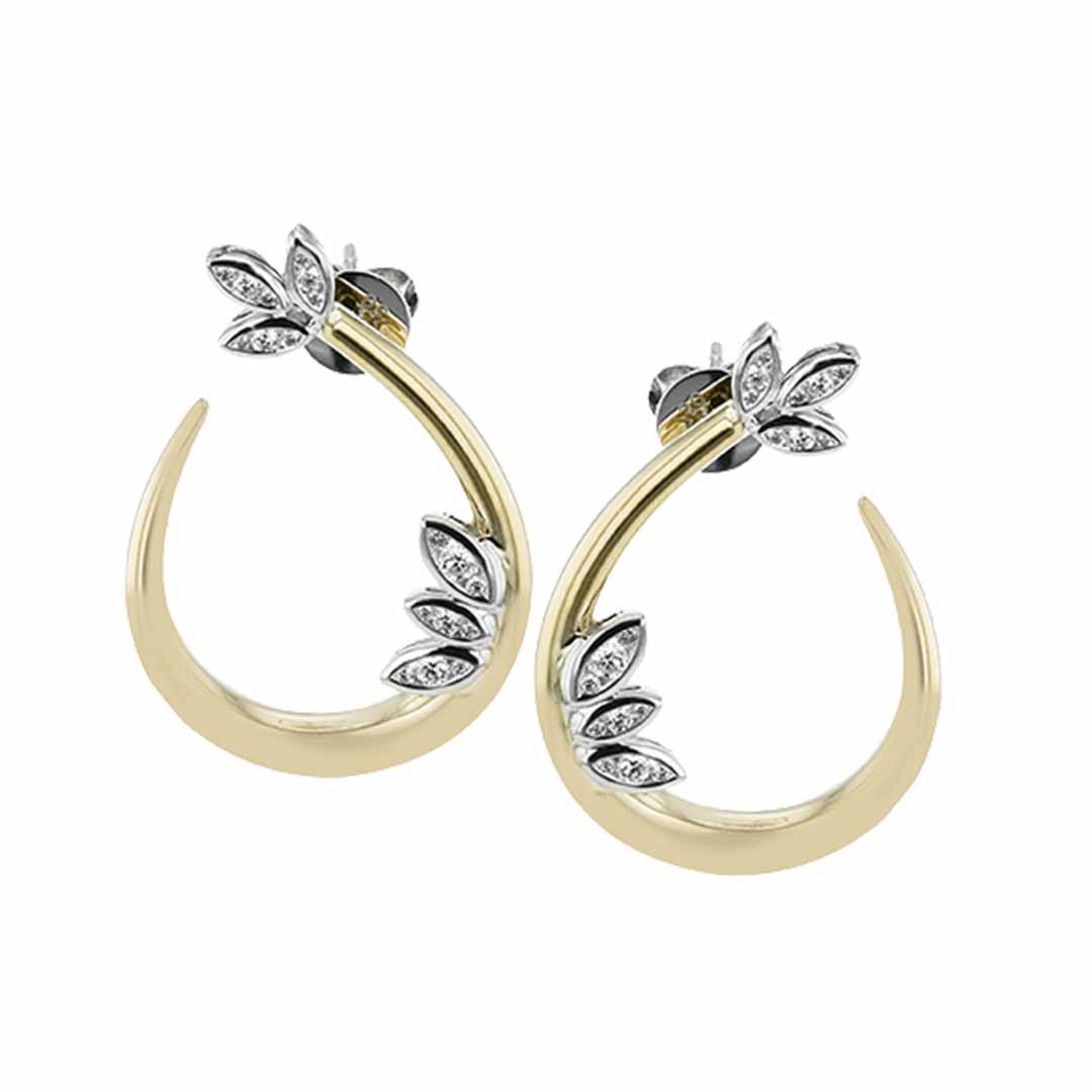 Explore the sophistication of Simon G. with these 18K yellow gold diamond earrings. Boasting leaf-like designs embellished with delicate diamonds, they exude luxury and elegance in beautifully arranged symmetry.