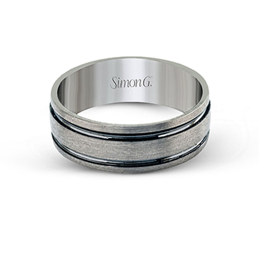 Introducing the Simon G. 14K White Gold Men's Ring Band, a masterpiece of elegance and craftsmanship by Simon G. This exquisite wedding band is crafted from brushed 14K white gold, accented with two black horizontal grooves for a striking contrast. Its interior shines with a polished silver finish, encapsulating timeless elegance and superior artistry.