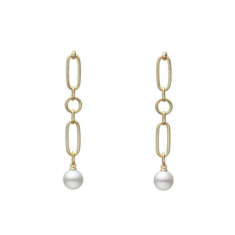 These Mikimoto M Code earrings feature an 18K yellow gold finish with elongated links, each adorned with an Akoya cultured pearl at the bottom. Their contemporary allure and sophisticated design make them stand out.