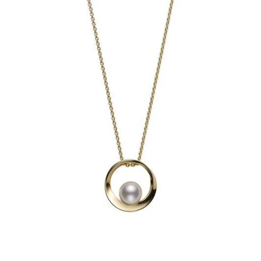 The Mikimoto 18K Yellow Gold Akoya Cultured Pearl Circle Necklace Pendant is a delicate piece featuring a circular pendant centered with a single Akoya pearl. It elegantly hangs from a subtle chain, exemplifying the simplicity and elegance of Mikimoto design.