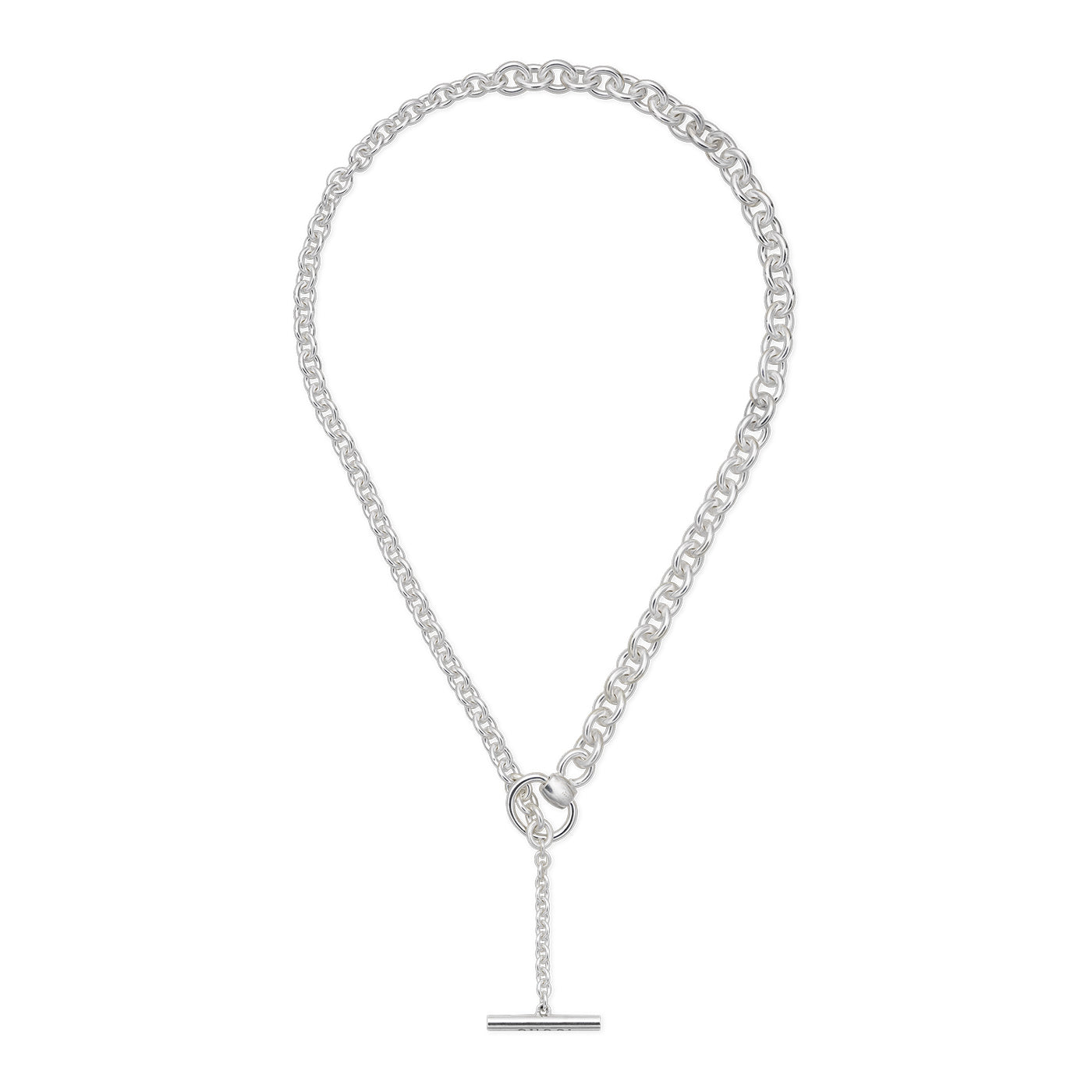 The Gucci Horsebit Sterling Silver Chain Necklace from GUCCI Fine Jewellery features interconnected rounded links and a toggle clasp with a double ring and elongated bar design. The clasp's subtle Gucci engraving adds an equestrian-inspired, stylish, and modern touch.