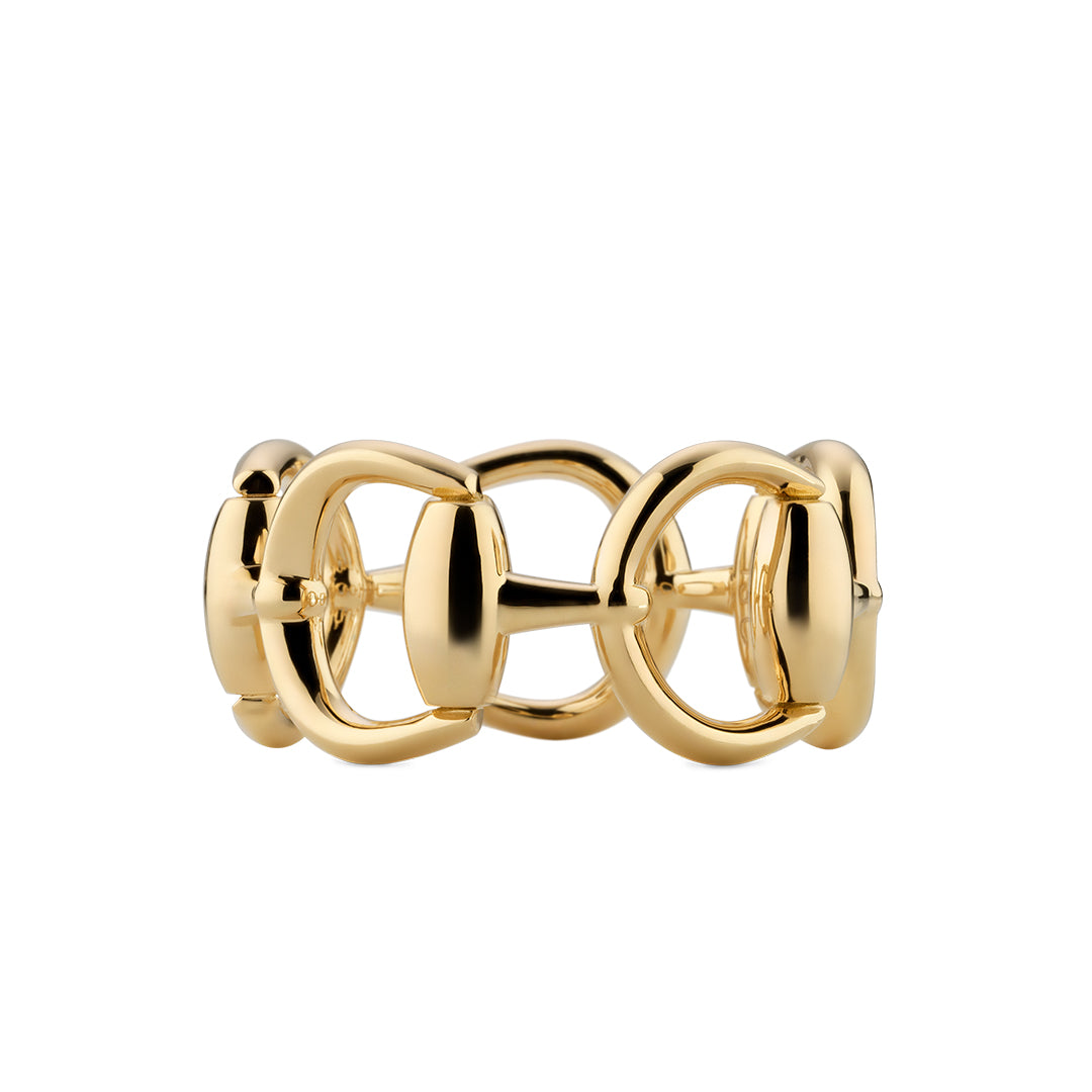 The Gucci Horsebit 18K Yellow Gold Ring by GUCCI Fine Jewellery showcases a bold, interlocking chain-link design inspired by horsebit motifs, displayed on a plain white background.