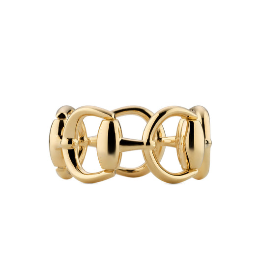 The Gucci Horsebit 18K Yellow Gold Ring by GUCCI Fine Jewellery showcases a bold, interlocking chain-link design inspired by horsebit motifs, displayed on a plain white background.