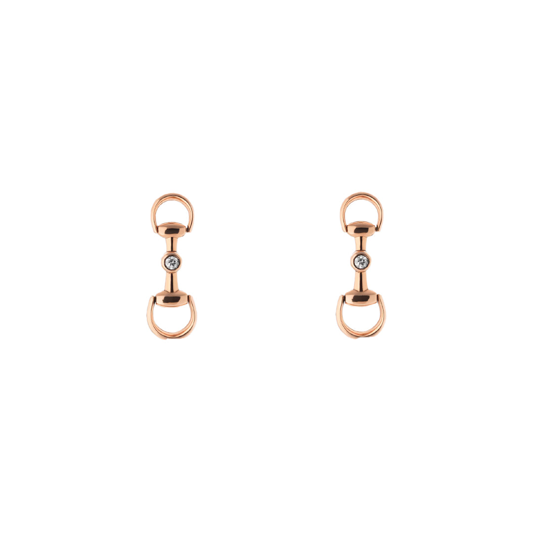 The GUCCI Fine Jewellery Horsebit 18K Rose Gold Diamond Drop Earrings feature round diamonds and a modern, geometric design inspired by the classic Gucci Horsebit style.